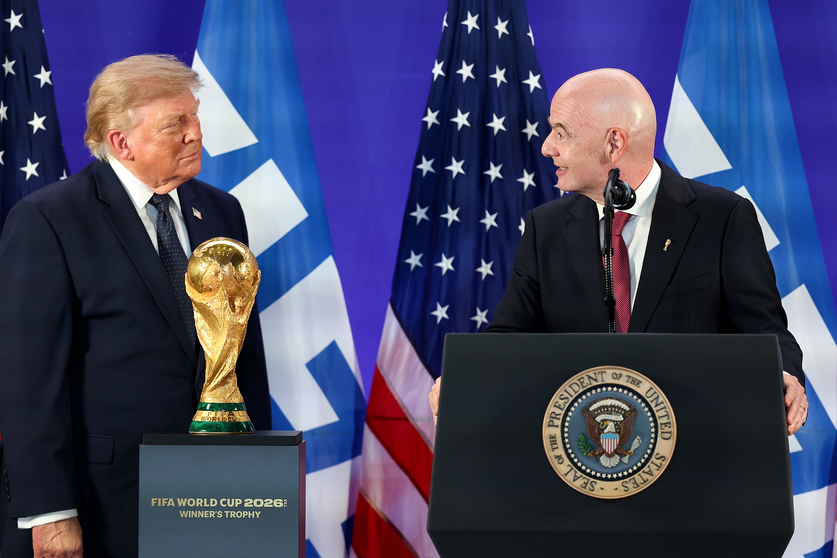 FIFA售股计划曝光:因凡蒂诺年薪暴涨至3750万镑,世界杯或缩短周期 FIFA售股计划曝光:因凡蒂诺年薪暴涨至3750万镑,世界杯或缩短周期