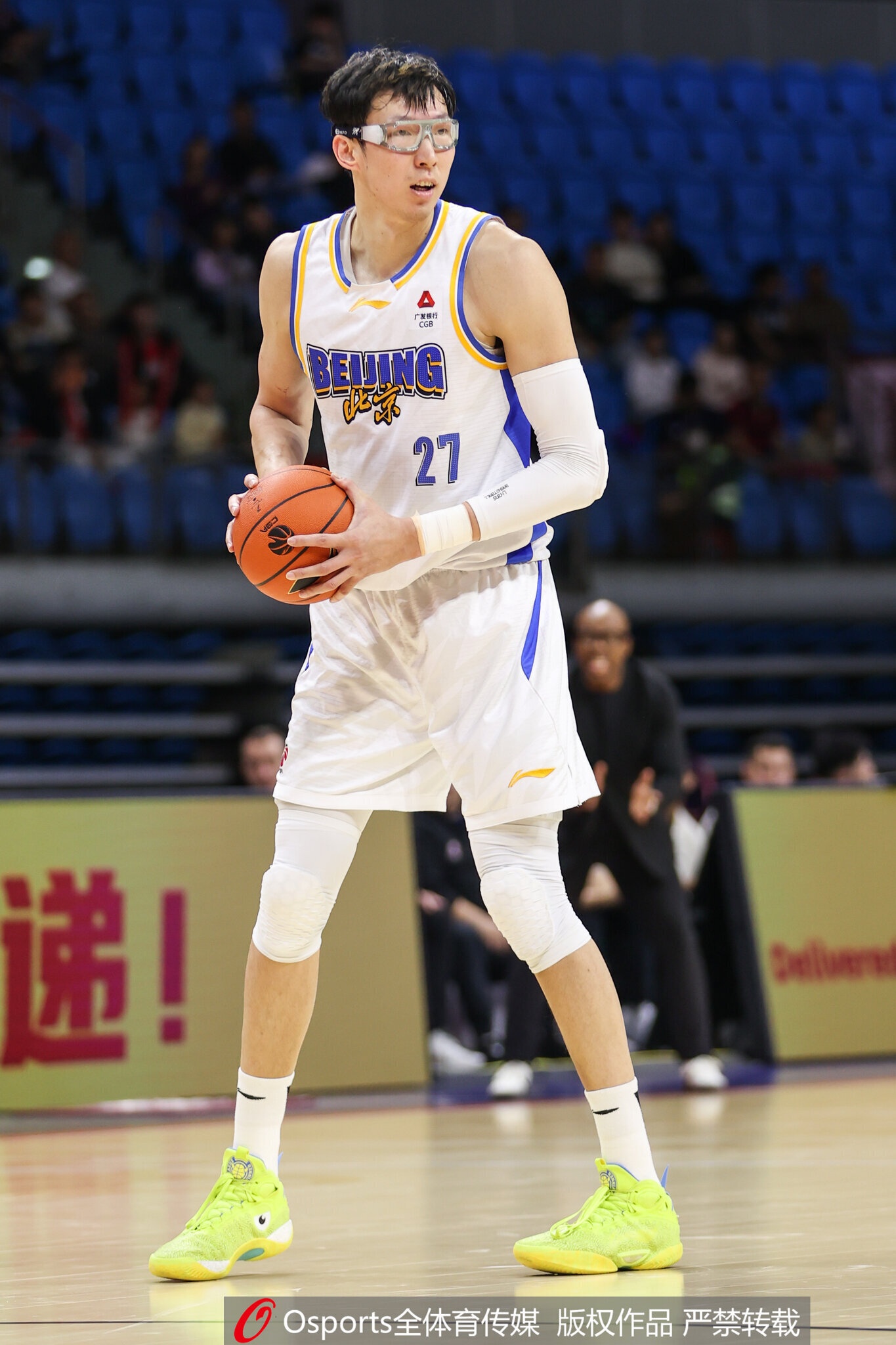 夏联今天开打!京媒:周琦因个人原因将于明天与北京男篮会合