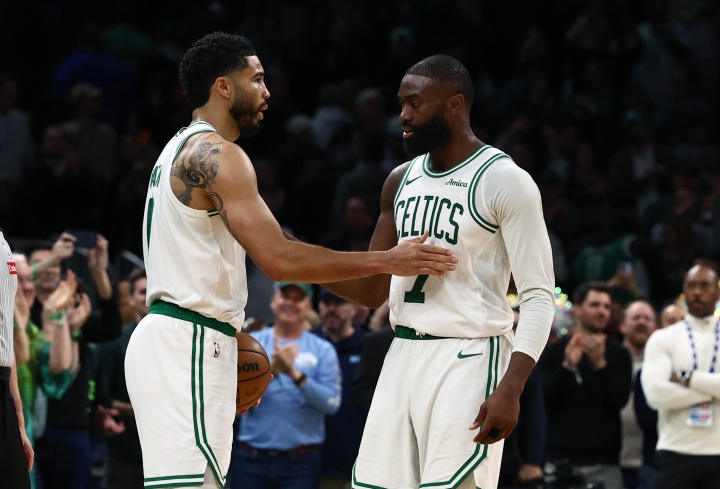 塔图姆:我和布朗共度了九年时光 我会永远感激能与他并肩作战 塔图姆:我和布朗共度了九年时光 我会永远感激能与他并肩作战